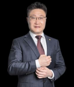 박성준
